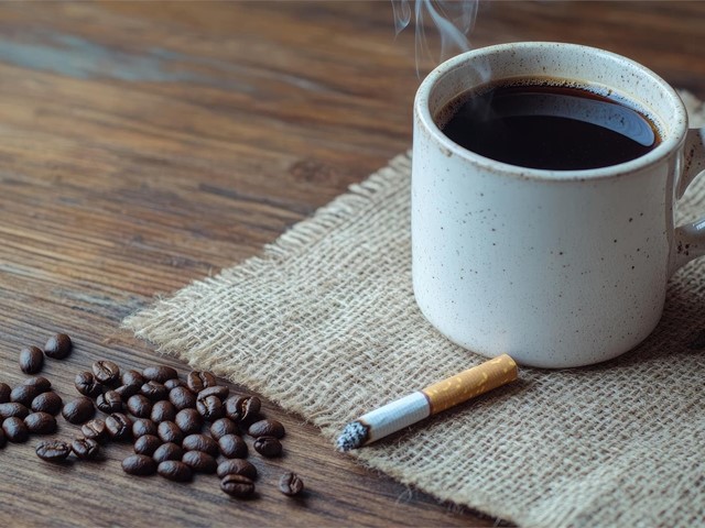 Los efectos del tabaco, el alcohol y el café en la voz: cómo prevenirlos y tratarlos